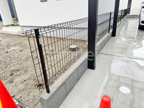 スチールメッシュ フェンス YKKAP イーネット3F型 スチール柱 境界・メッシュ ブロック塀 (化粧ブロック) 太陽エコブロックス 普通CB