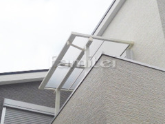 ベランダ屋根 LIXILスピーネ2階
